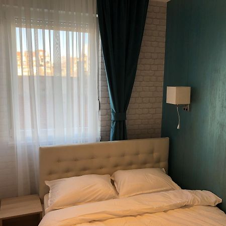 5 Stars Apartment With Free Garage Place Novi Sad Exterior photo