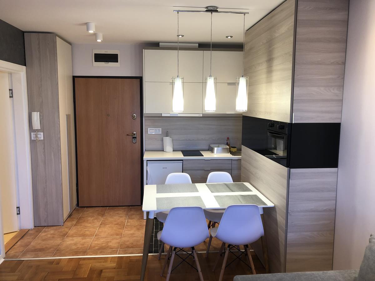 5 Stars Apartment With Free Garage Place Novi Sad Exterior photo